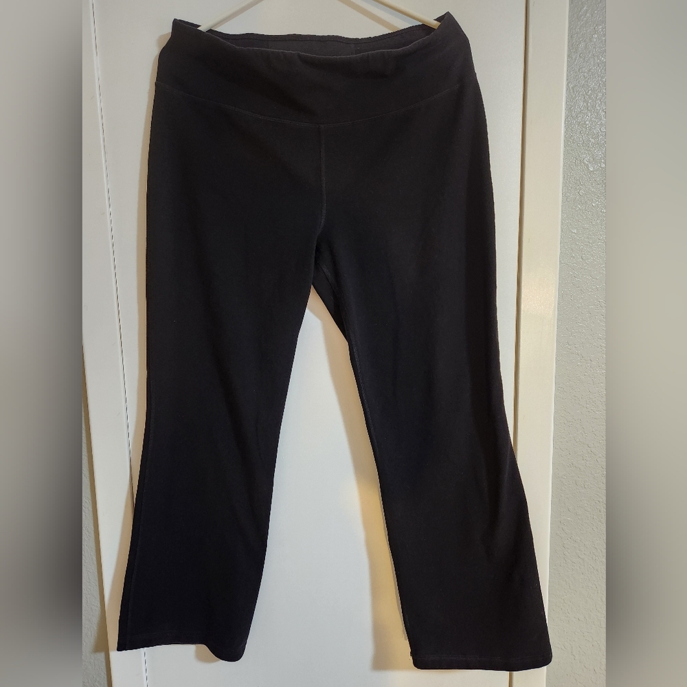 Athletic Works Black Active Petite Yoga Pants - Picture 3 of 5